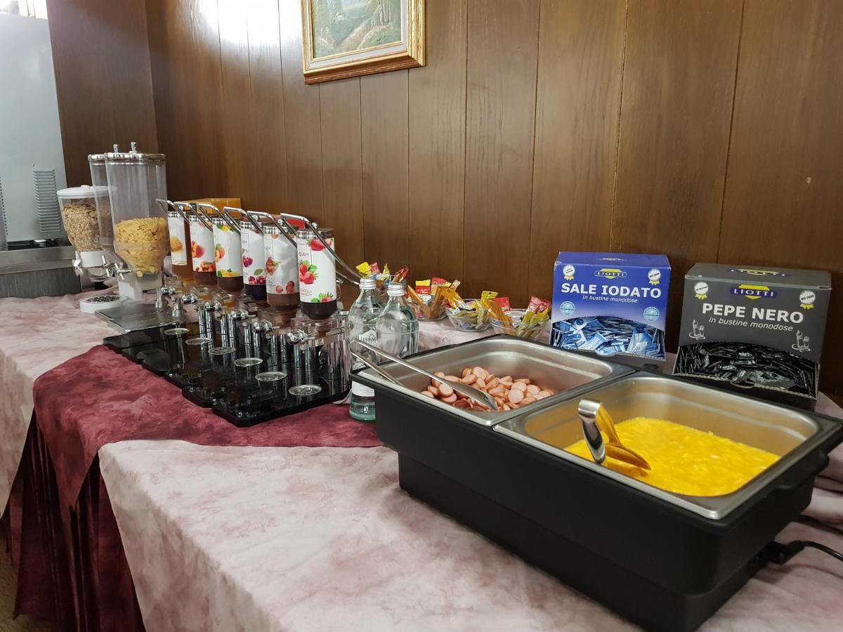 Hotel Alle Tre Baite Santa Caterina Valfurva Luaran gambar
